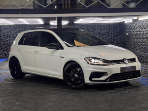 2019 Volkswagen Golf 2.0 Tsi R DSG 4motion Euro 6 (s/s) 5dr in White — image 6
