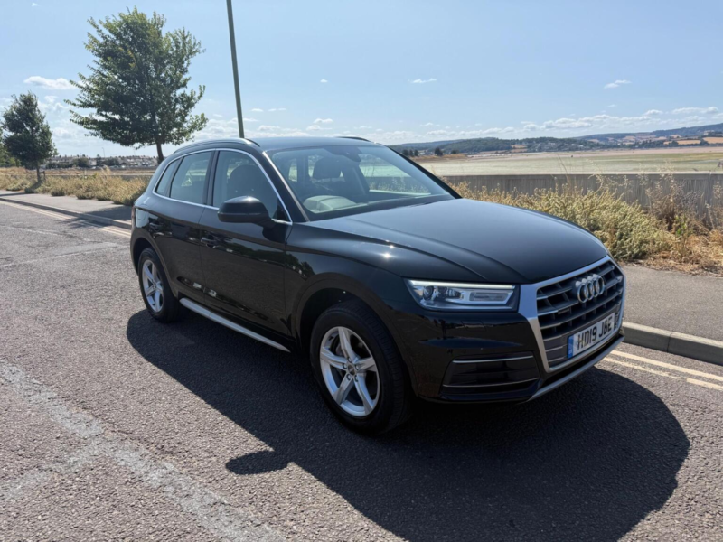 2019 Audi Q5 2.0 Tdi 40 Sport S Tronic Quattro Euro 6 (s/s) 5dr in Black — image 1