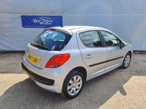 2007 Peugeot 207 1.4 16v S in Silver — image 5