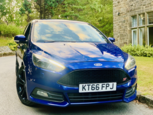 2017 Ford Focus 2.0 Tdci St-3 in Blue — image 2