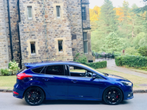 2017 Ford Focus 2.0 Tdci St-3 in Blue — image 3