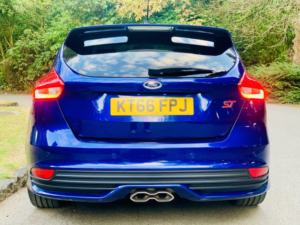 2017 Ford Focus 2.0 Tdci St-3 in Blue — image 5