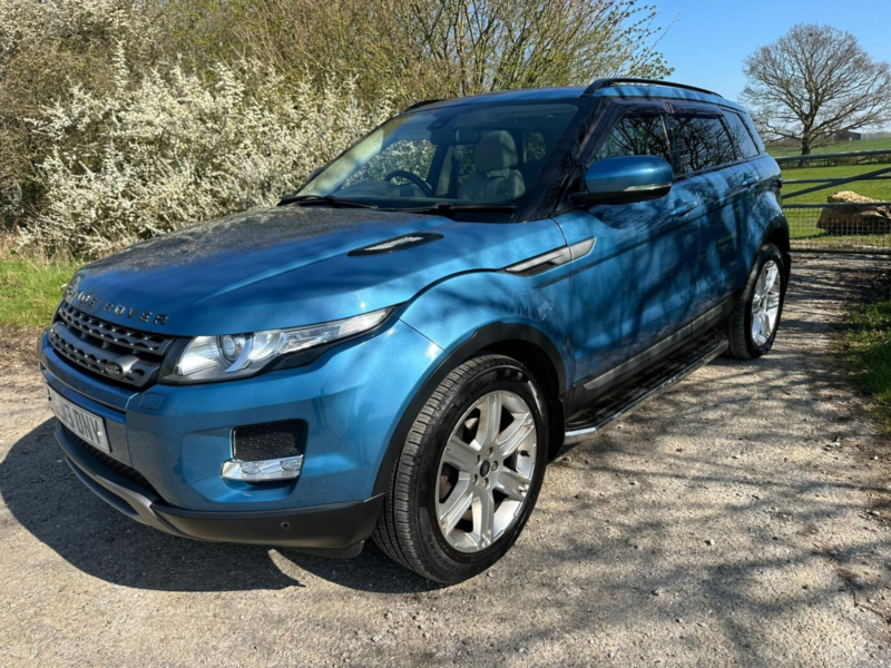 2013 Land Rover Range Rover Evoque 2.2 Sd4 Pure in Blue — image 1