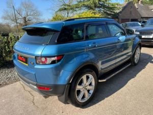2013 Land Rover Range Rover Evoque 2.2 Sd4 Pure in Blue — image 3