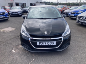 2017 Peugeot 208 1.2 Puretech Active in Black — image 2