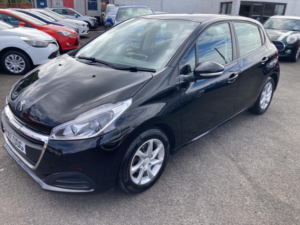 2017 Peugeot 208 1.2 Puretech Active in Black — image 3