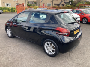 2017 Peugeot 208 1.2 Puretech Active in Black — image 6