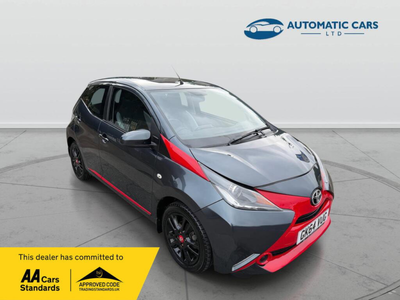 2014 Toyota Aygo Automatic Vvt-I X-Play X-Shift in Grey — image 1