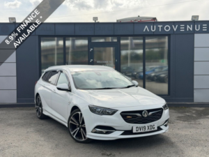 2019 Vauxhall Insignia 2.0 Turbo D Blueinjection Sri Vx Line Nav Sports Tourer 5dr Diesel Auto Euro 6 (s/s) (170 Ps) in White — image 2