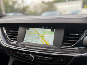 2019 Vauxhall Insignia 2.0 Turbo D Blueinjection Sri Vx Line Nav Sports Tourer 5dr Diesel Auto Euro 6 (s/s) (170 Ps) in White — image 6