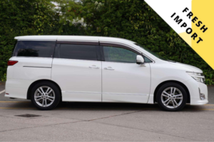 2010 Nissan Elgrand 2.5 Highway Star 5dr 7 Seats in White — image 2