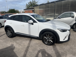 2017 Mazda Cx-3 1.5 Skyactiv-D Sport Nav in White — image 6