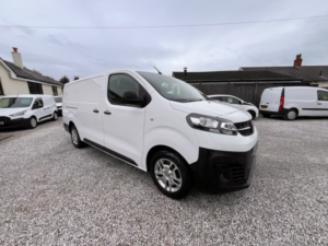 2021 Vauxhall Vivaro 1.5 Turbo D 2900 Dynamic in White — image 2