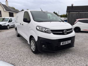 2021 Vauxhall Vivaro 1.5 Turbo D 2900 Dynamic in White — image 3