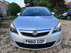 2010 Vauxhall Astra 1.7 Cdti Sri in Silver — image 3