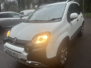 2016 Fiat Panda 1.3 Panda Cross My 1.3 Multijet 95hp Cross in White — image 4