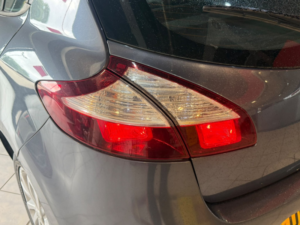 2015 Renault Megane 1.5 Dynamique Nav Dci 110 in Grey — image 6