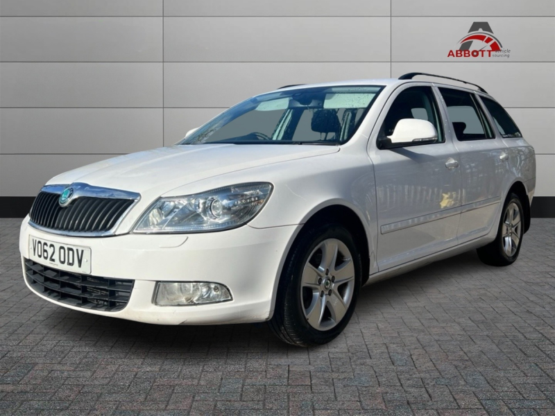 2012 Skoda Octavia 1.6 Tdi Elegance in White — image 1