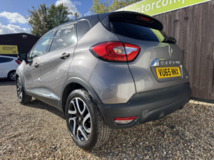 2015 Renault Captur 0.9 Dynamique S Nav Tce 90 in Grey — image 4