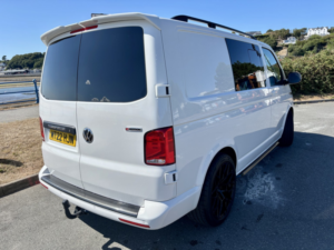 2022 Volkswagen Transporter T6.1 2.0 Bitdi Highline Kombi 4motion 204 Auto in White — image 3