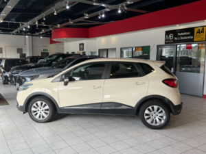 2015 Renault Captur 1.5 Expression+ Dci 90 in White — image 5