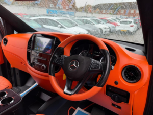 2020 Mercedes-Benz Vito 2.1 119 Cdi Bluetec Crew Van G-Tronic+ Rwd L2 Euro 6 (s/s) 5dr (lwb) in Grey — image 3