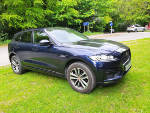 2016 Jaguar F-Pace 2.0 D180 R-Sport in Blue — image 2
