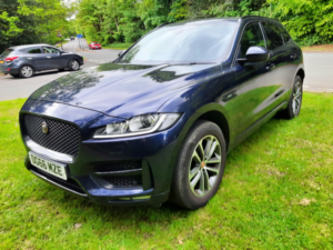 2016 Jaguar F-Pace 2.0 D180 R-Sport in Blue — image 4