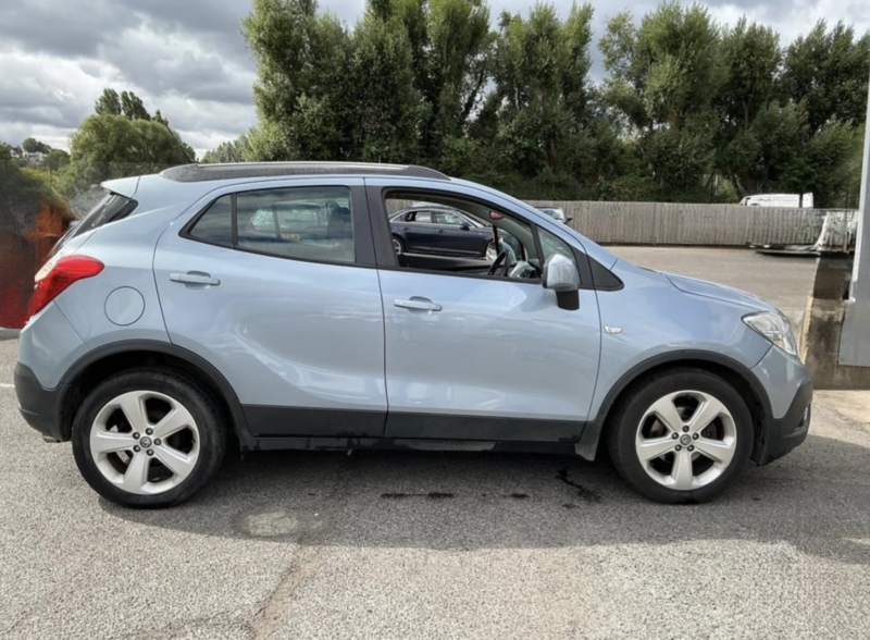 2013 Vauxhall Mokka 1.7 Cdti Exclusiv 4x4 * Full Service History * in Blue — image 1