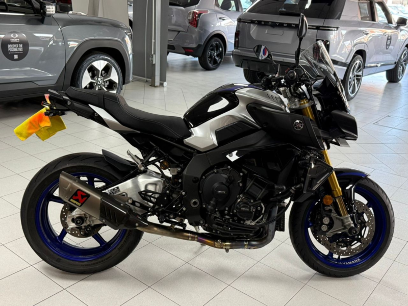 2021 Yamaha Mt-10 1000 Sp Hyper-Naked Petrol Manual Euro 4 (162 Ps) in Silver — image 1
