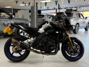2021 Yamaha Mt-10 1000 Sp Hyper-Naked Petrol Manual Euro 4 (162 Ps) in Silver — image 2