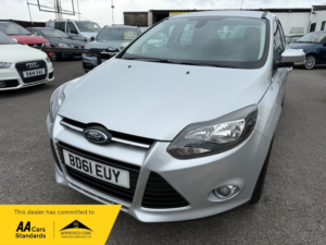 2011 Ford Focus Titanium in Silver — image 6