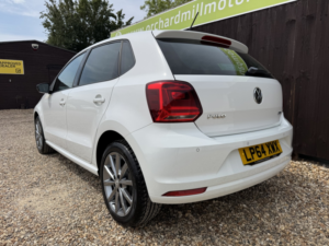 2015 Volkswagen Polo 1.0 Bluemotion Tech Se Design in White — image 4
