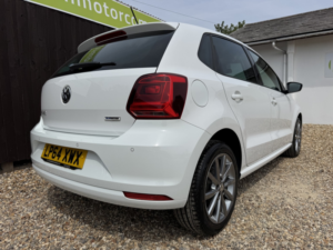 2015 Volkswagen Polo 1.0 Bluemotion Tech Se Design in White — image 6