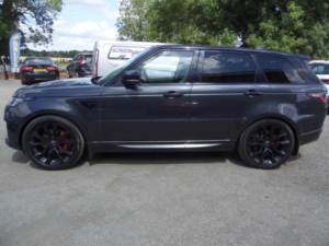 2018 Land Rover Range Rover Sport 5.0 P525 V8 Autobiography Dynamic Auto 4WD Euro 6 (s/s) 5dr in Grey — image 4