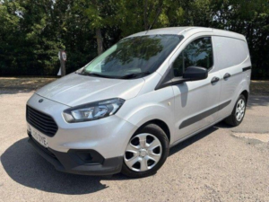 2020 Ford Transit Courier 1.5 Tdci Trend L1 Euro 6 5dr in Silver — image 3