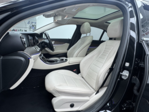 2016 Mercedes-Benz E Class 2.0 E220d Se in Black — image 2