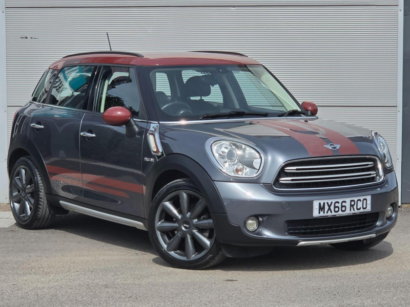 2016 MINI Countryman 2.0 Cooper D Park Lane Auto Euro 6 5dr in Grey — image 1