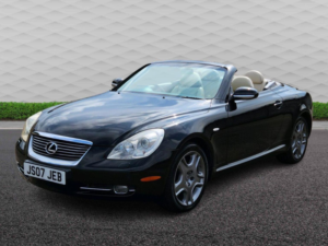 2007 Lexus Sc 4.3 430 2dr in Black — image 3