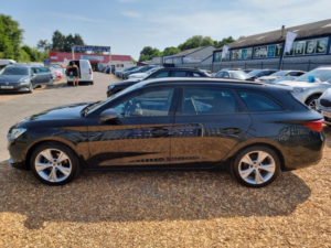 2021 SEAT Leon 1.5 Tsi Evo Fr Euro 6 (s/s) 5dr in Black — image 4