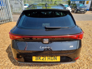 2021 SEAT Leon 1.5 Tsi Evo Fr Euro 6 (s/s) 5dr in Black — image 6