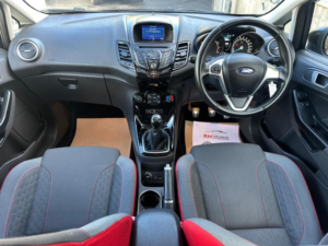 2016 Ford Fiesta 1.0t Ecoboost Zetec S Euro 6 (s/s) 3dr in Black — image 4