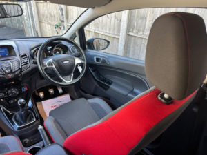 2016 Ford Fiesta 1.0t Ecoboost Zetec S Euro 6 (s/s) 3dr in Black — image 5