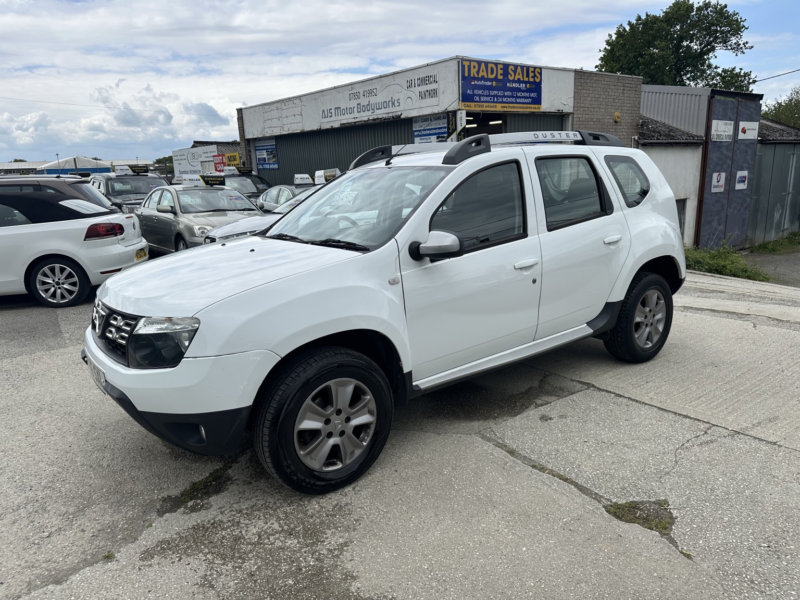2016 Dacia Duster 1.5 Laureate Dci 110 4x2 in White — image 1