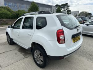 2016 Dacia Duster 1.5 Laureate Dci 110 4x2 in White — image 6