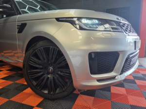 2018 Land Rover Range Rover Sport 3.0 Sd V6 Hse Dynamic SUV 5dr Diesel Auto 4WD Euro 6 (s/s) (306 Ps) in Silver — image 3
