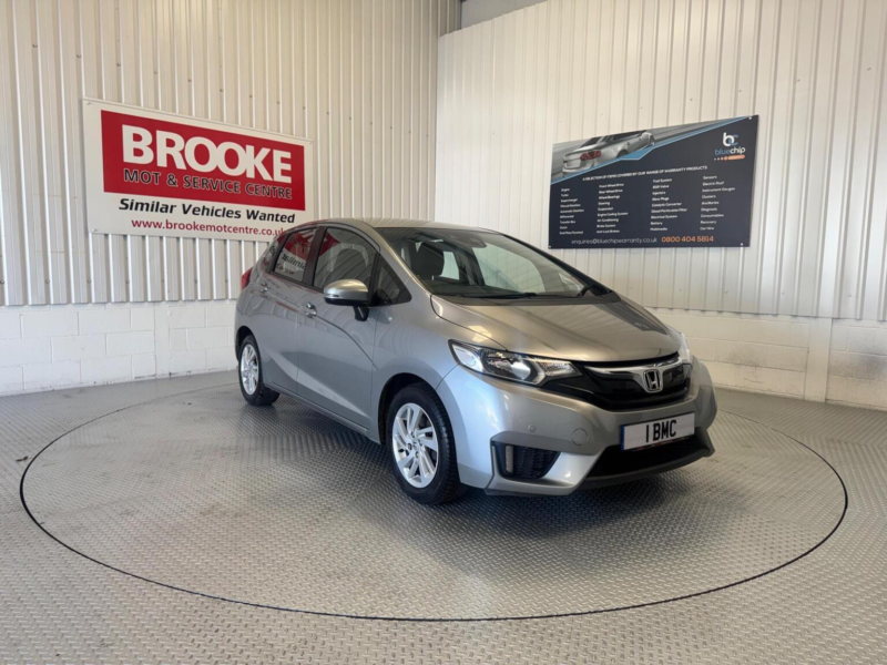 2016 Honda Jazz 1.3 I-Vtec Se Euro 6 (s/s) 5dr in Silver — image 1