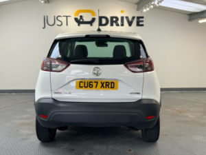 2017 Vauxhall Crossland X 1.2 Se Ecotec S/s 5d 109 Bhp in White — image 6