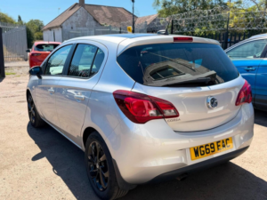 2019 Vauxhall Corsa 1.4i Griffin Auto Euro 6 5dr in Silver — image 5