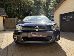 2013 Volkswagen Eos 2.0 Tdi Bluemotion Tech Sport Automatic in Blue — image 3